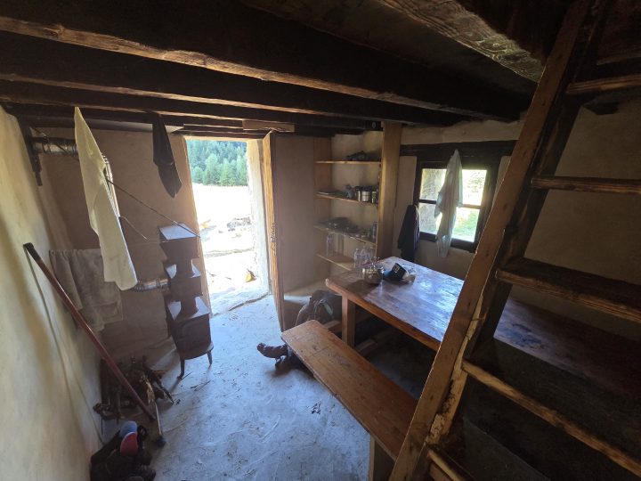 Cabane du Louvet