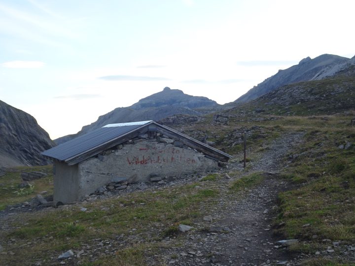 Abri du col du Rawyl