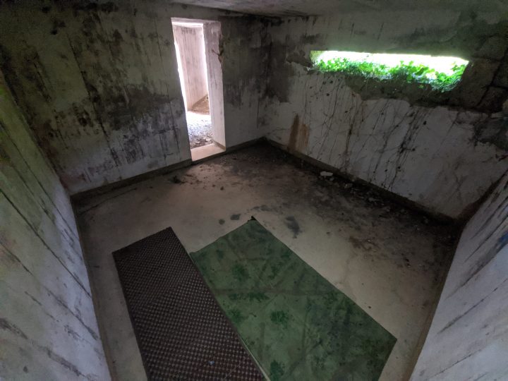 Ancienne batterie côtière du Pourjoint