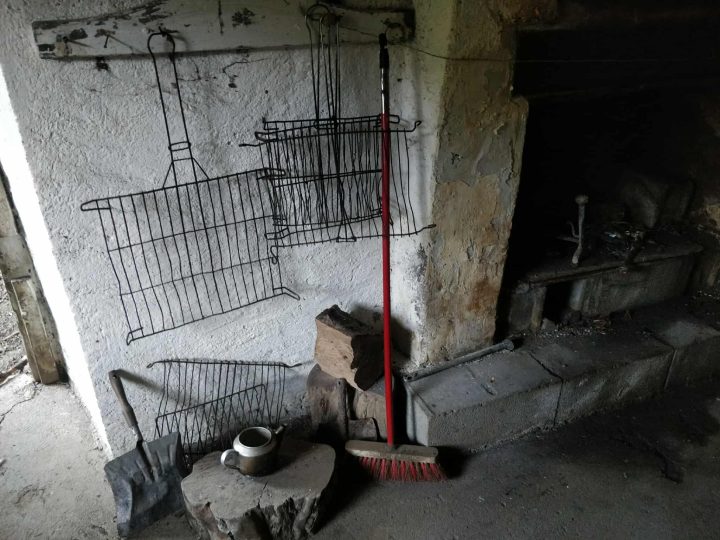 Cabane de Plaede-Luchonais