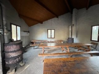 Baraque forestière de la Combe aux Larres