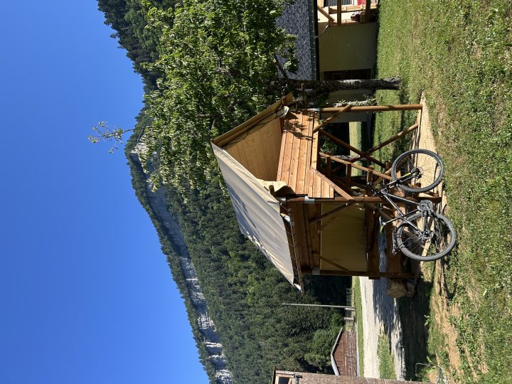 Tente bivouac du Grand Cerf