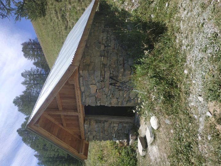 Abri du lac des Sagnes