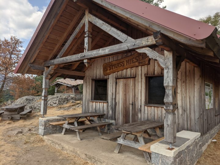Cabane de Strass Hiesel