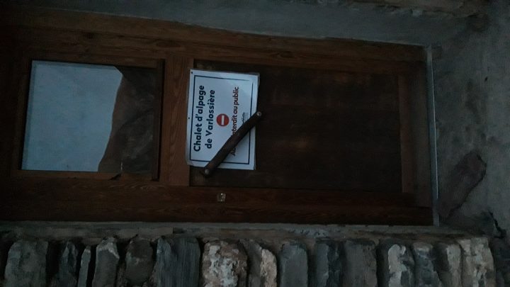 Cabane de Varlossiére