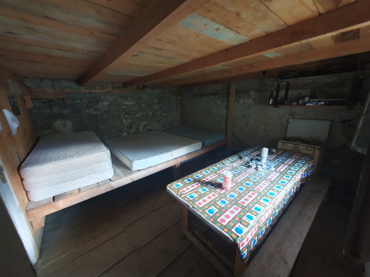 Cabane de Varlossiére