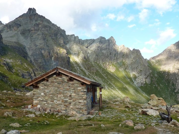 Refuge-bivouac du Lac de Luseney (Luca Reboulaz)