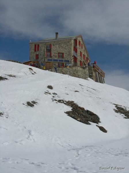 Cabane des Dix