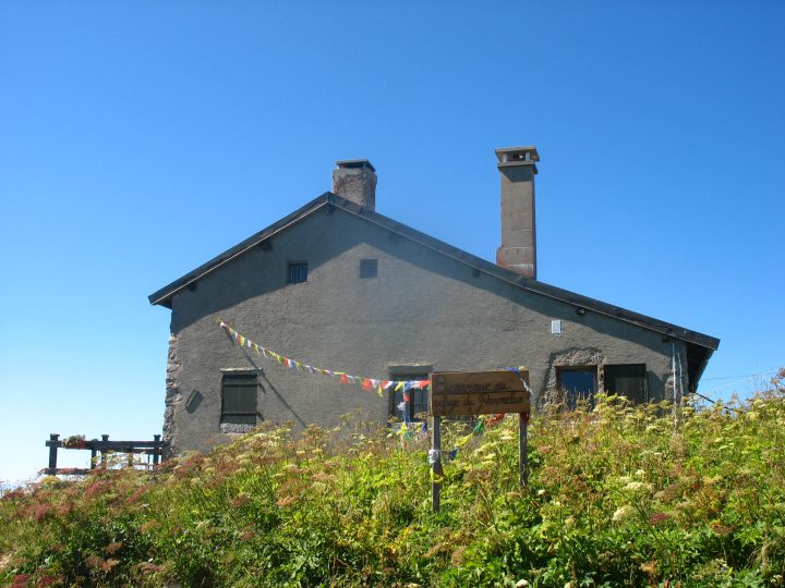 Refuge du Parmelan / Camille Dunant