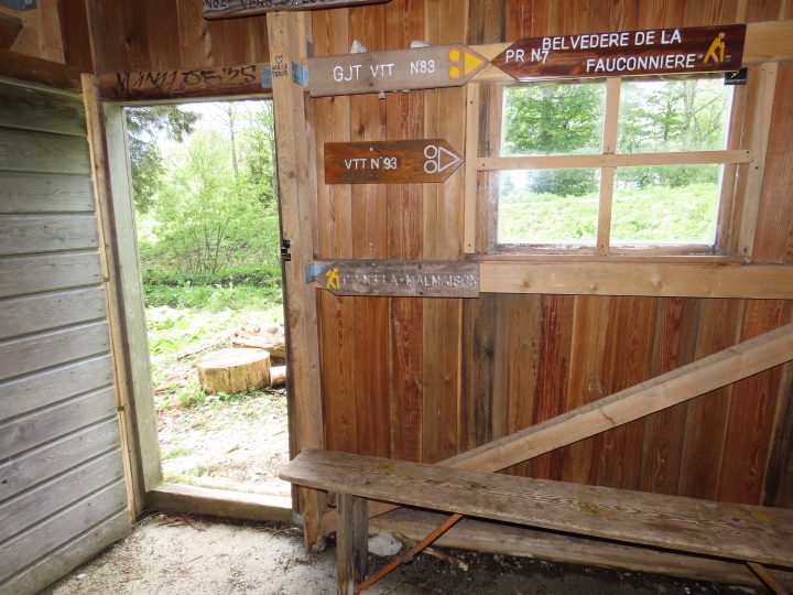 Abri du Grand Taureau