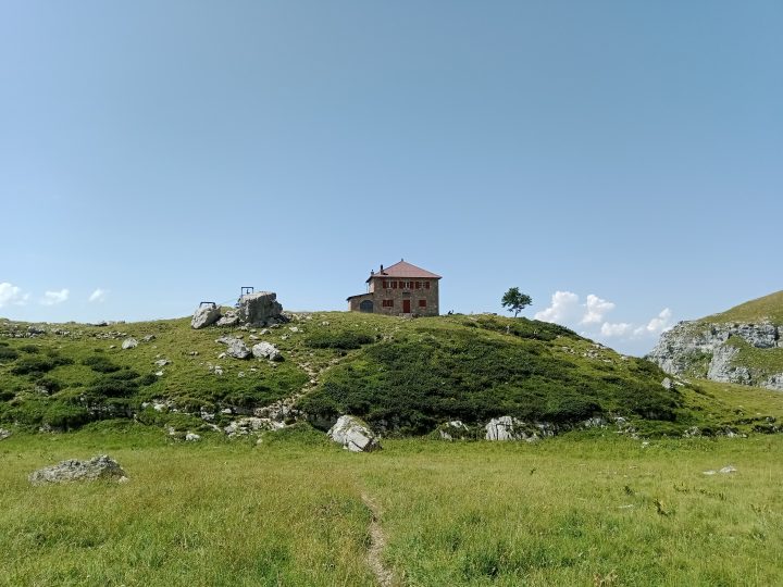 Refuge de la Tournette (ou Blonay Dufour)