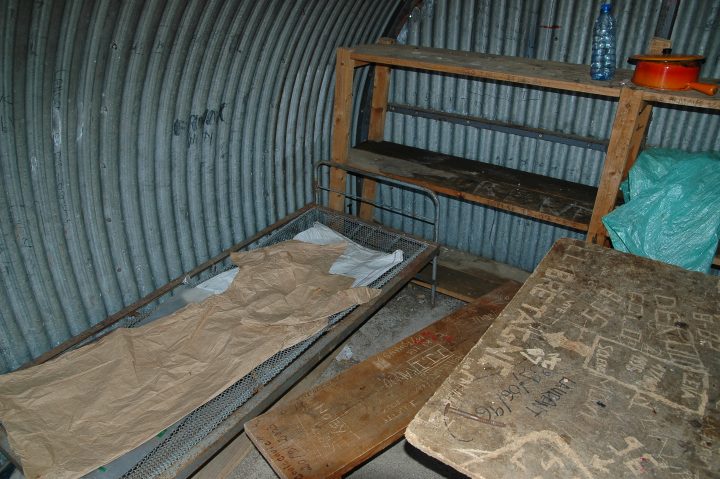 Ancienne cabane du Pré de la Vache