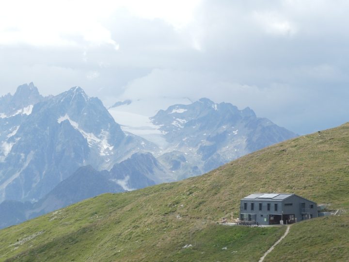 Cabane du Col de Mille