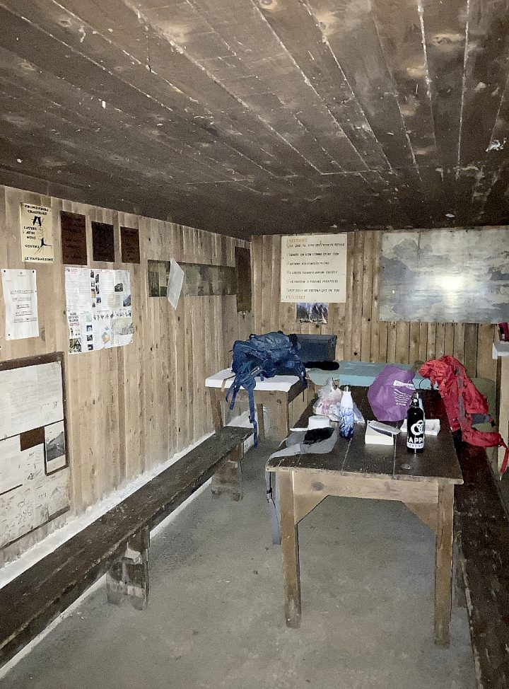 Cabane forestière de la Combe des Filles