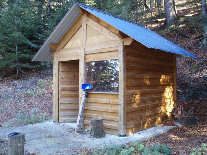 Baraque forestiere des Allieres