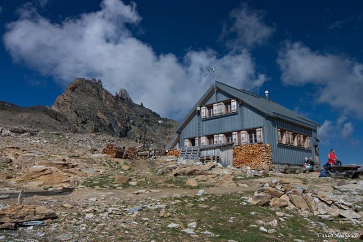 Cabane des Becs de Bosson