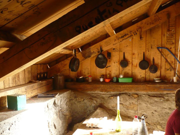 Cabane des Cornaches