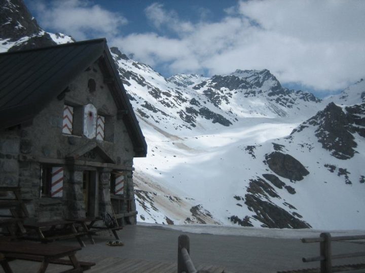 Cabane du Mont Fort