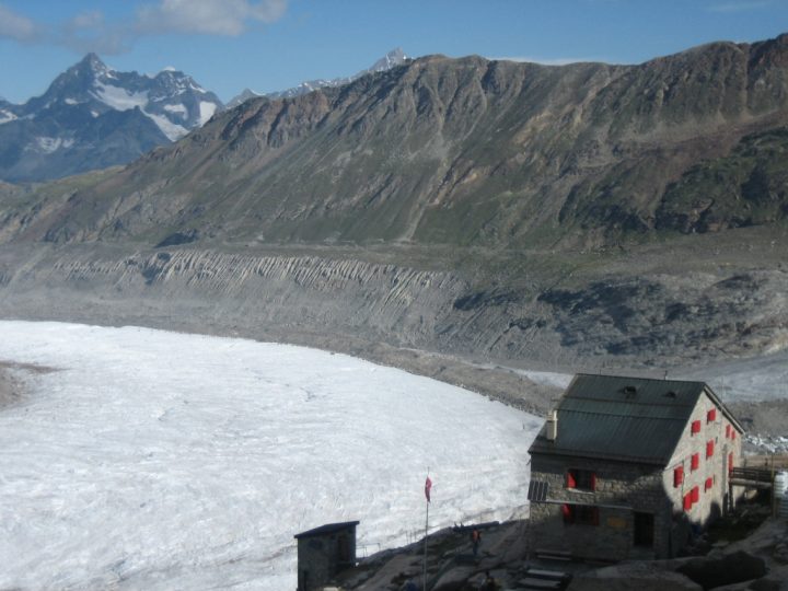 Monte Rosa Hütte (Cabane Bétemps)