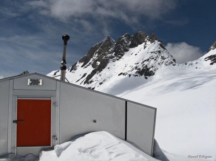 Refuge des Dents du Midi