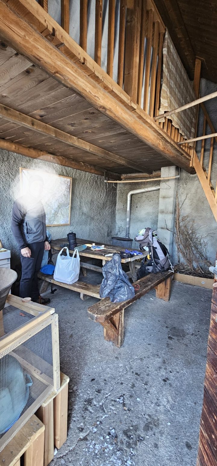 Cabane de Lachat
