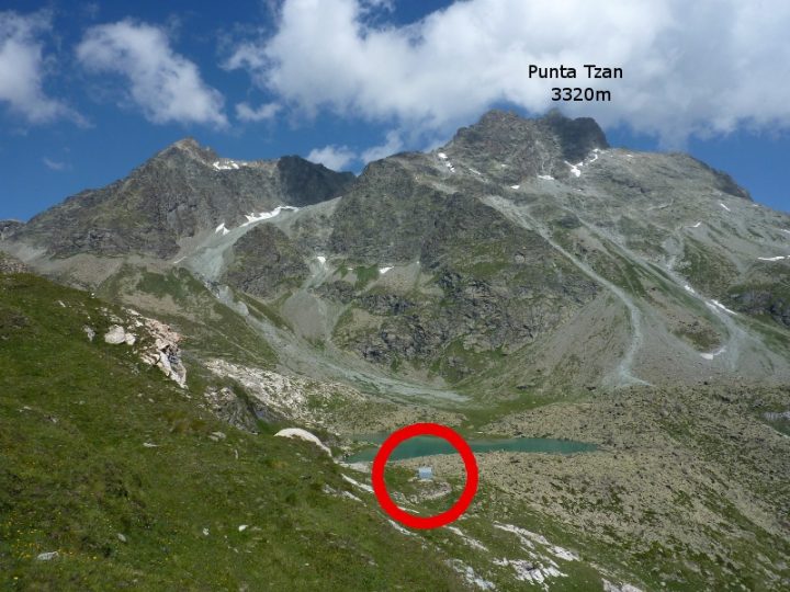 Refuge-bivouac du Lac de Tzan