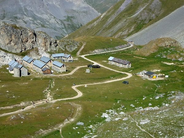 Refuge du camp des Rochilles