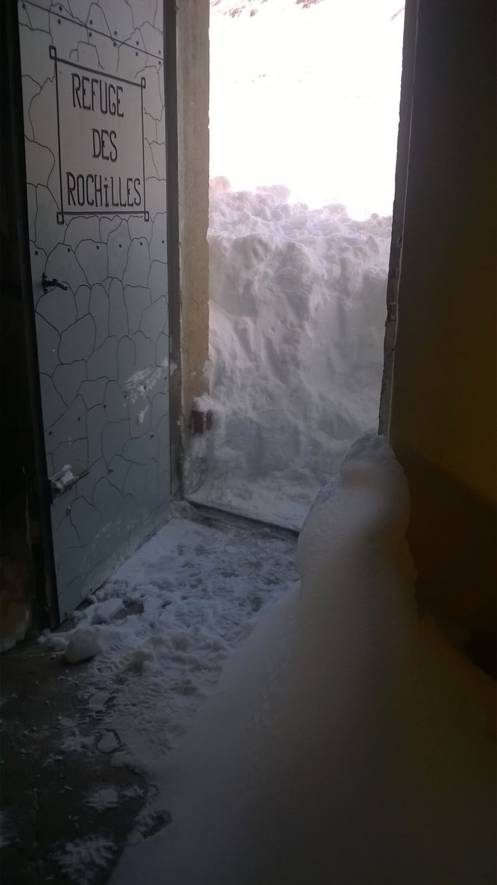 Refuge du camp des Rochilles