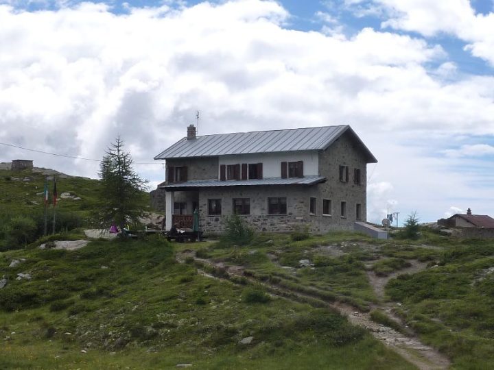 Refuge Jean Barmasse