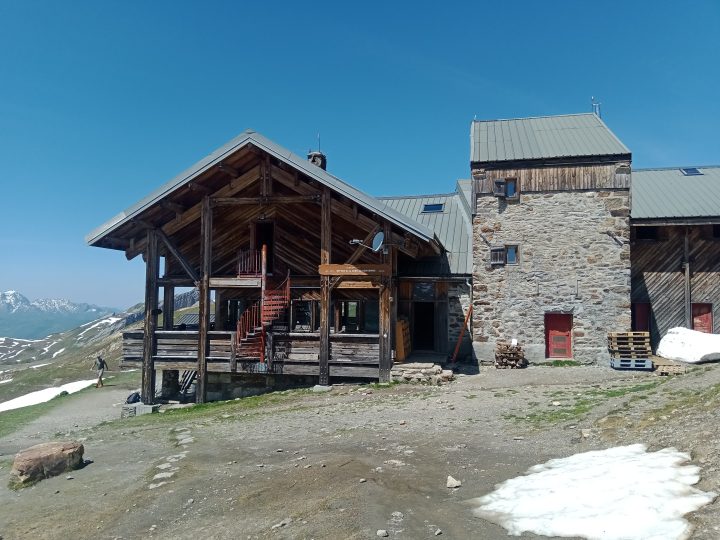 Refuge de la Croix du Bonhomme