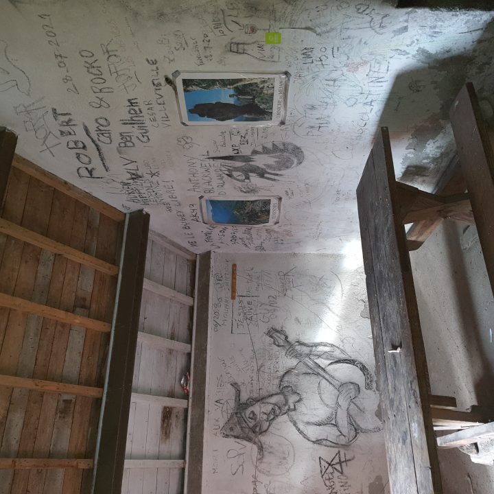 Cabane du Mont Lozère
