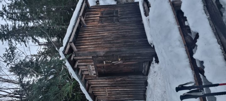 Cabane des Pics Noirs