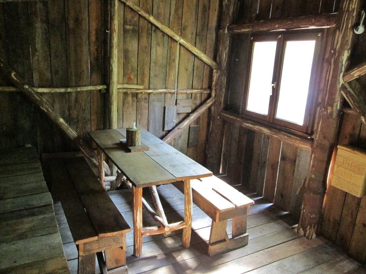 Cabane des Pics Noirs