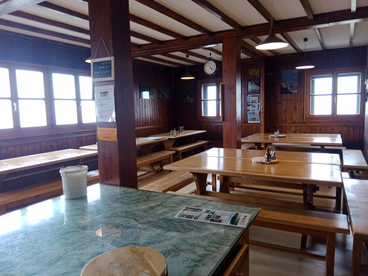 Refuge CAF des Trois Fours