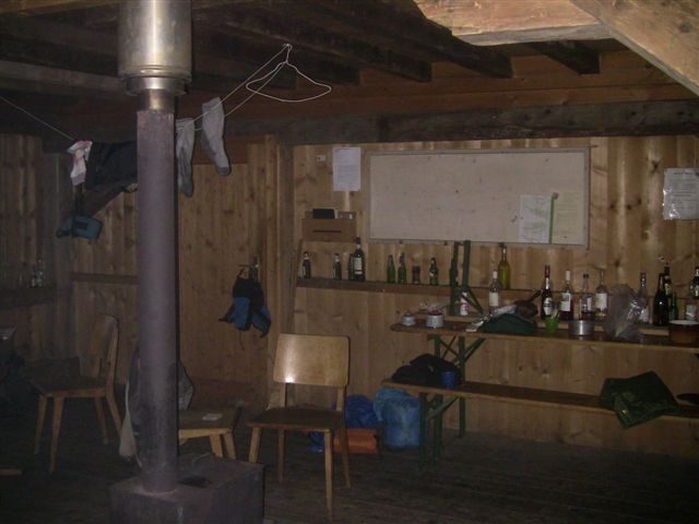 Cabane des électriciens (ou Creux Devant)