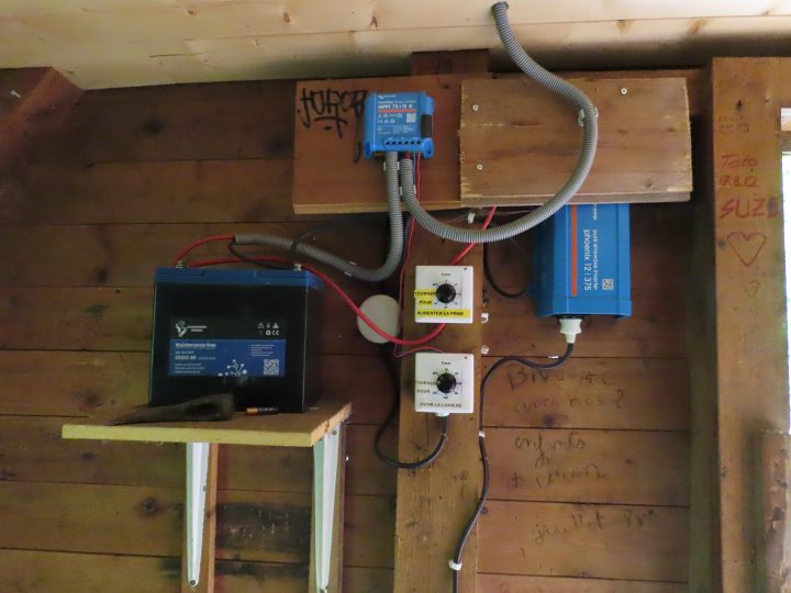 Cabane la Truite de Grand'Combe-des-Bois