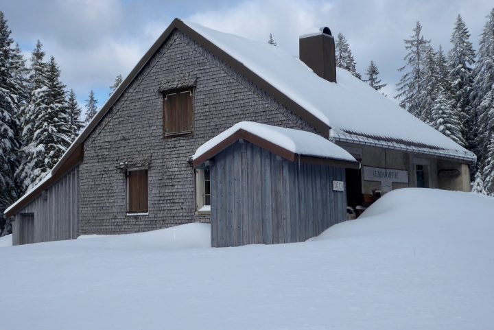 Le Poste des Mines
