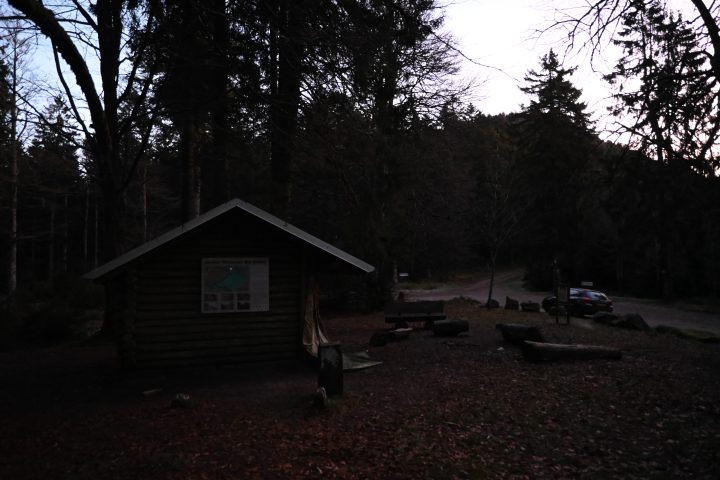 Abri du col entre les 2 Donons