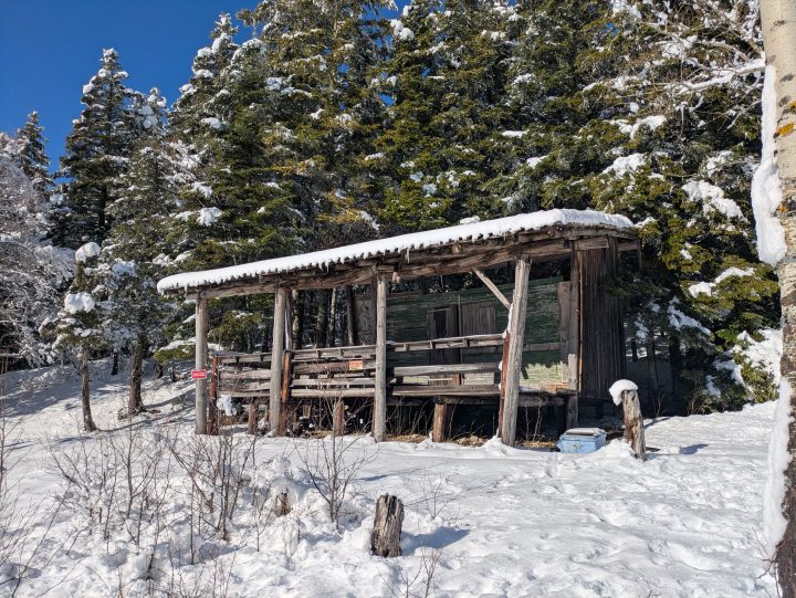 Cabane de la Combe du crêt