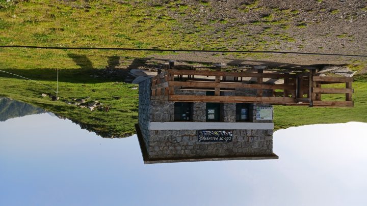 Cabane du col de Pailhères