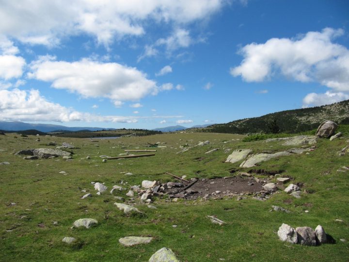 Abri de l'Estagny Llong