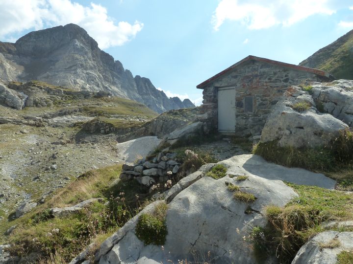 Cabane du col de Bostan (Bossetan)