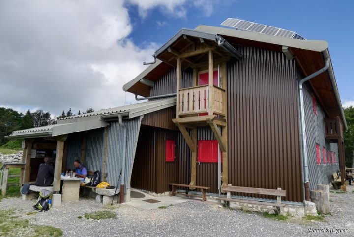 Cabane de la Gym ou du Mont d'Or - Bellevue