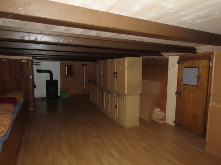 Cabane de la Gym ou du Mont d'Or - Bellevue