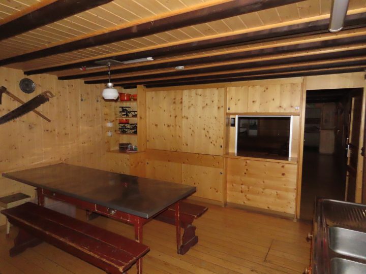 Cabane de la Gym ou du Mont d'Or - Bellevue