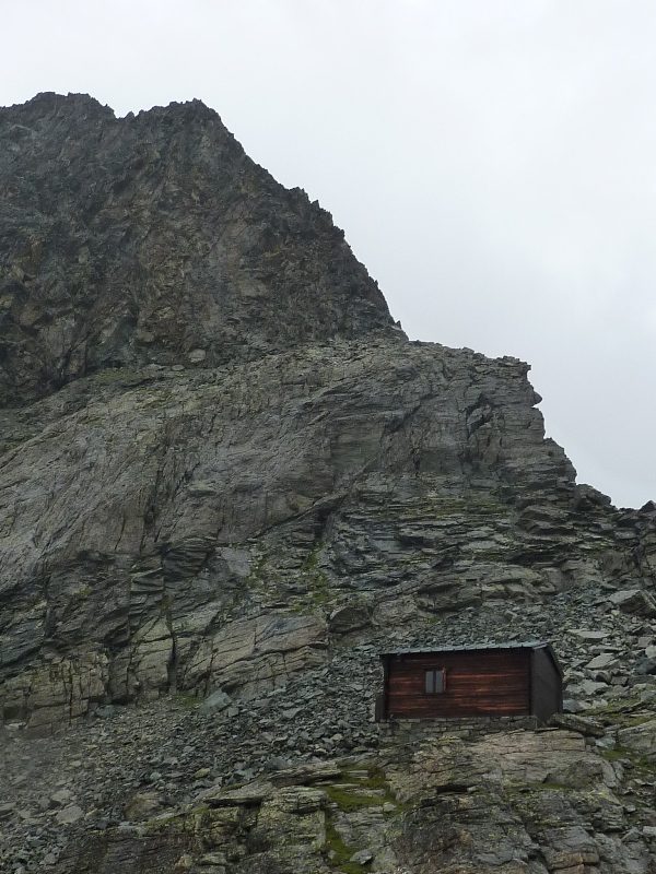 Refuge-bivouac Renzo Rivolta