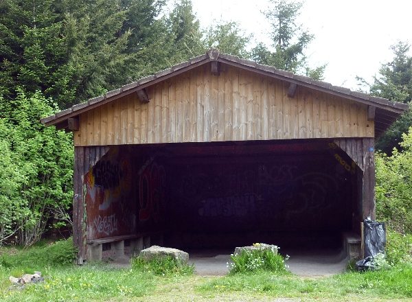 Abri de la Croix d'Amanzé