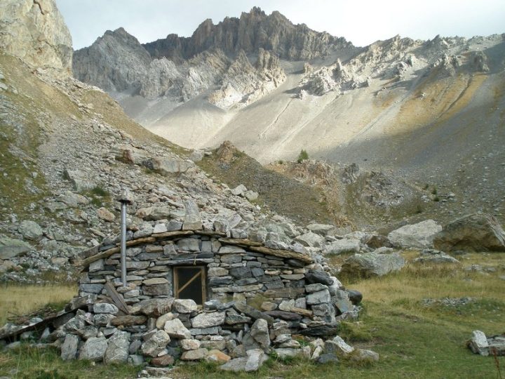 Cabane des Houerts