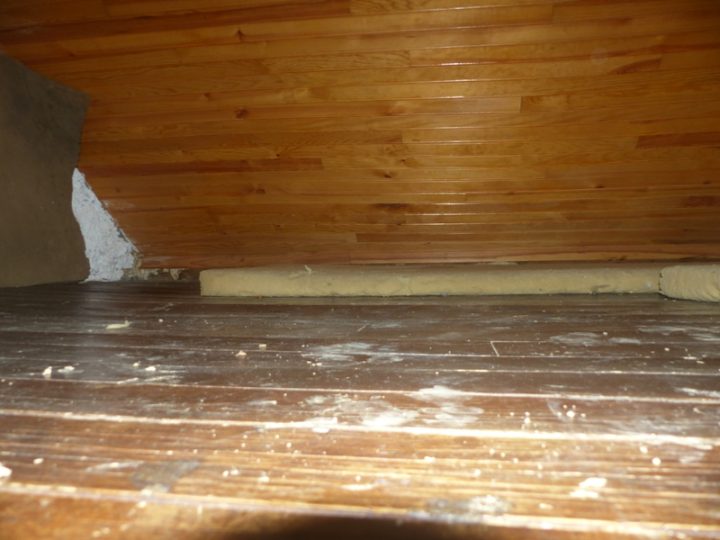 Cabane de Besset ou du Bout de la Forêt
