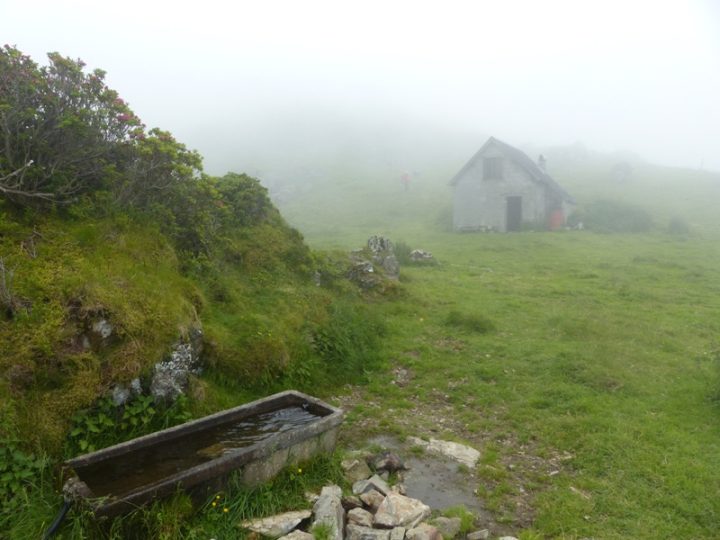 Cabane du Col d'Eliet